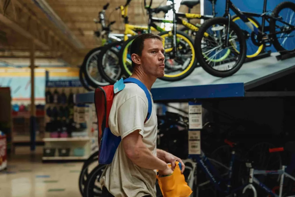 ‘Roofman’ Trailer Channing Tatum Stars in a Bizarre True Crime Drama